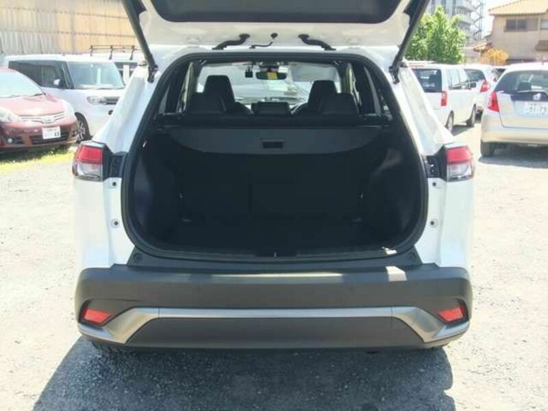 COROLLA CROSS-18