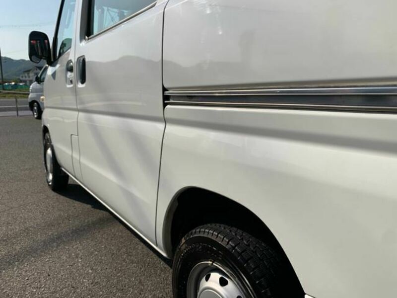 MINICAB VAN