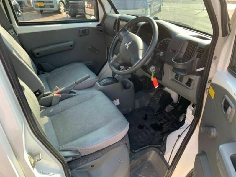 MINICAB VAN