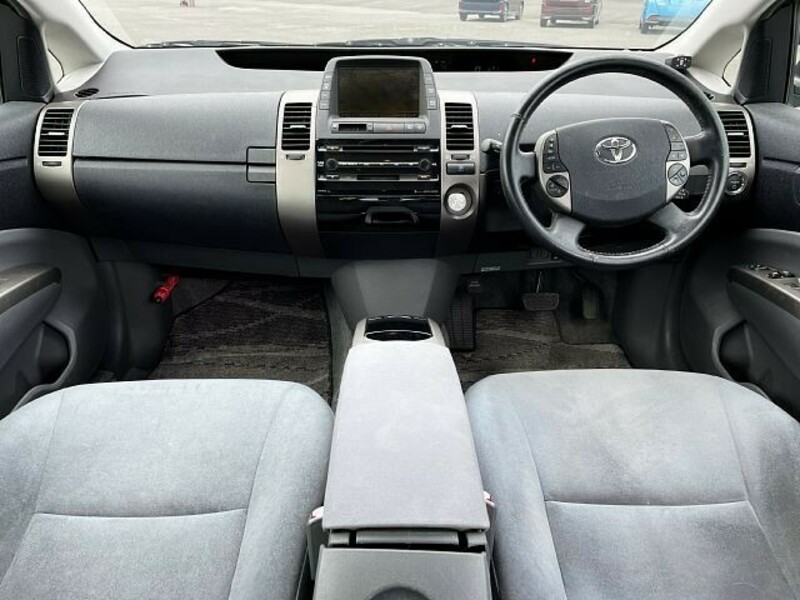 PRIUS-1