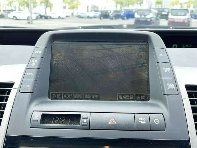 PRIUS-4