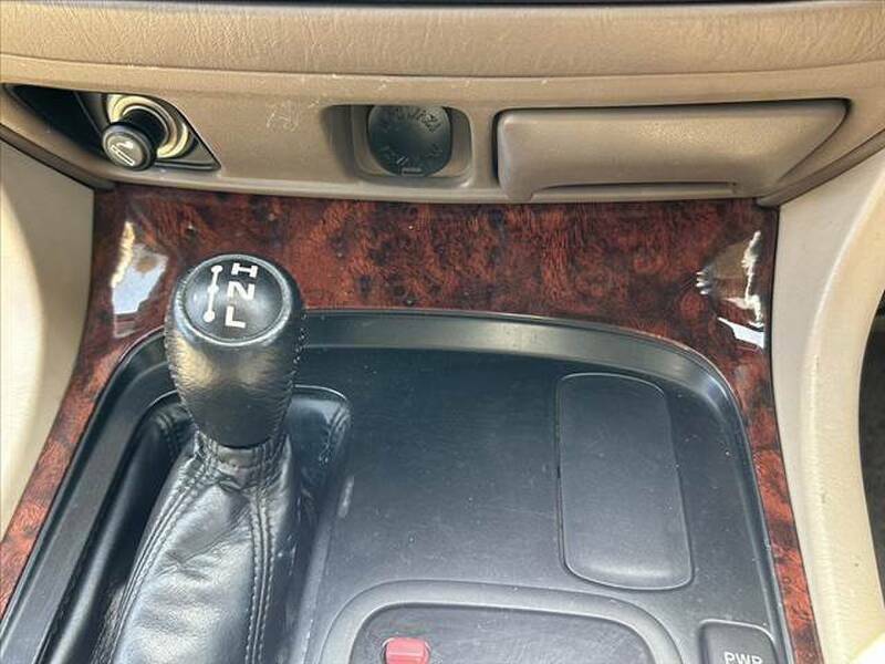 LAND CRUISER-6