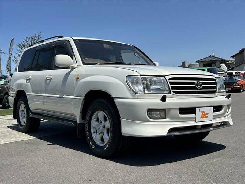 LAND CRUISER-7