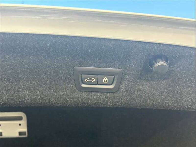 4 SERIES