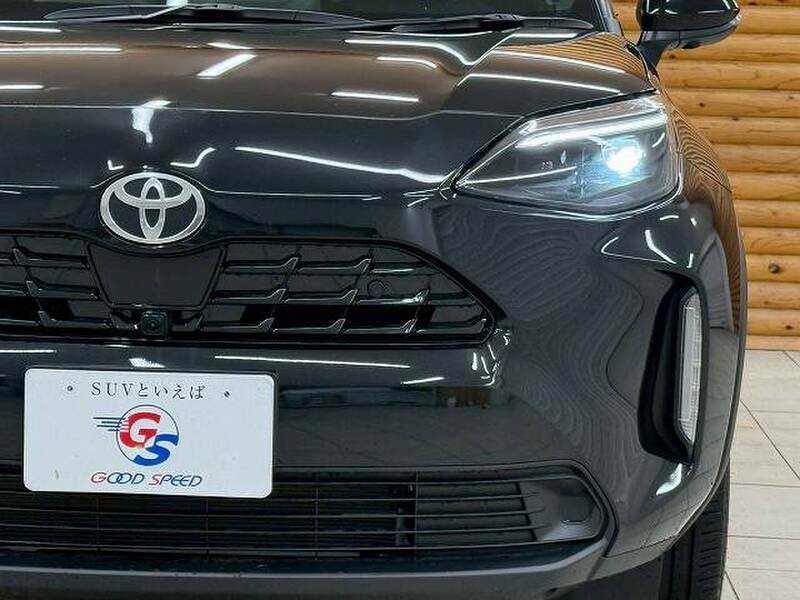 YARIS CROSS