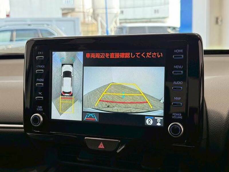 YARIS CROSS-3