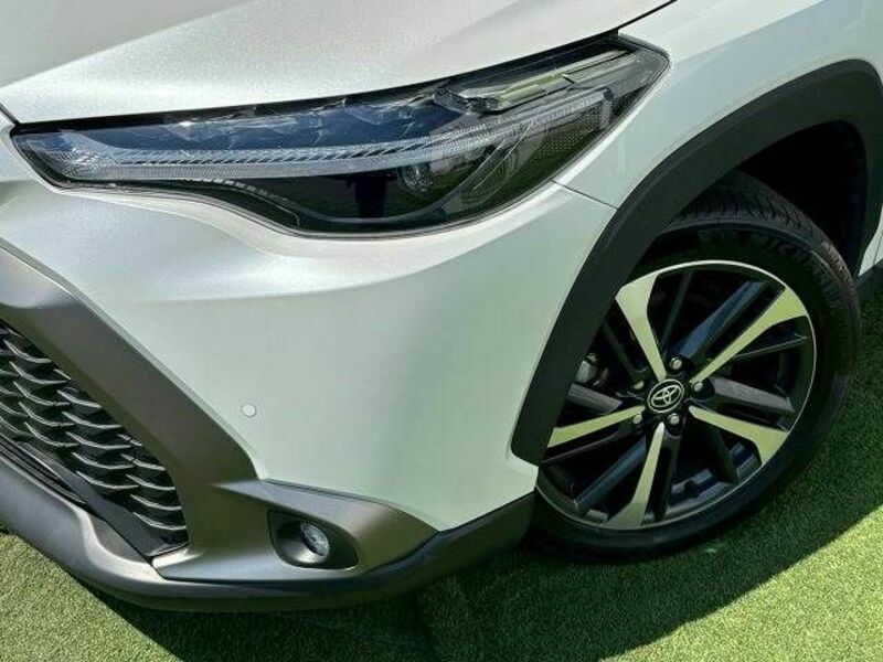 COROLLA CROSS-11
