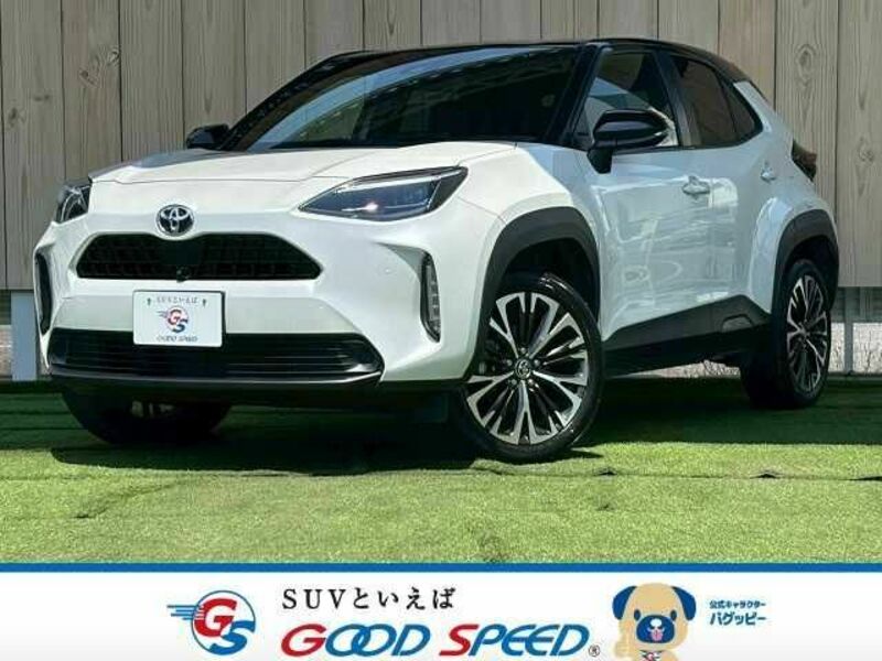 YARIS CROSS