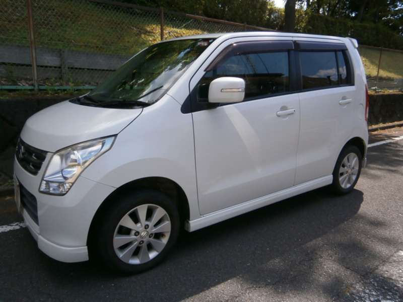 WAGON R-9