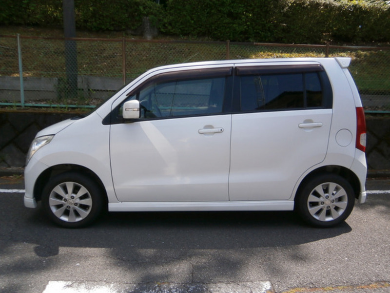 WAGON R-10