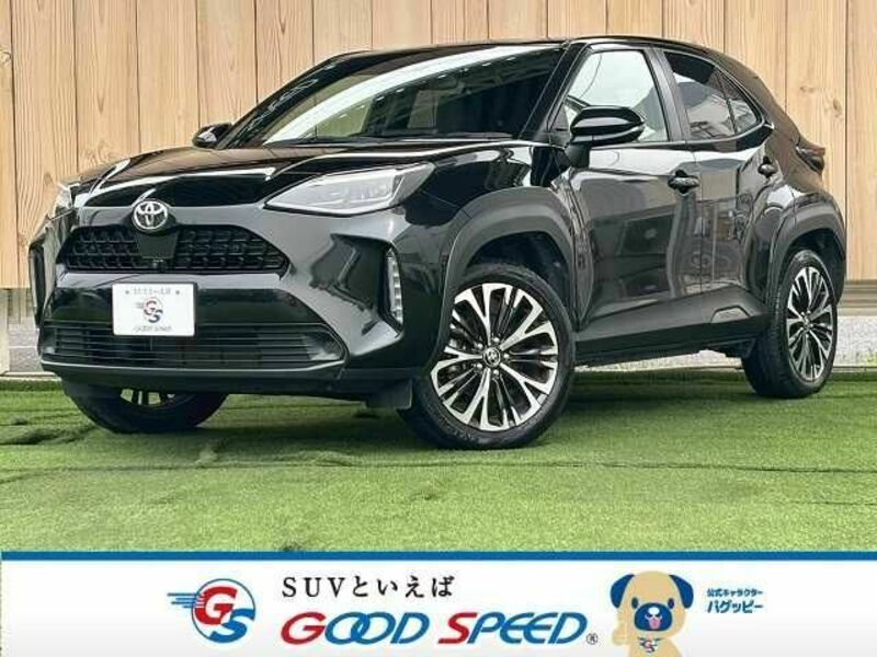 YARIS CROSS