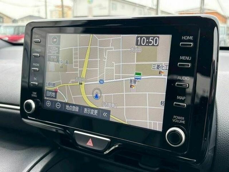 YARIS CROSS