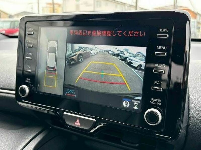 YARIS CROSS