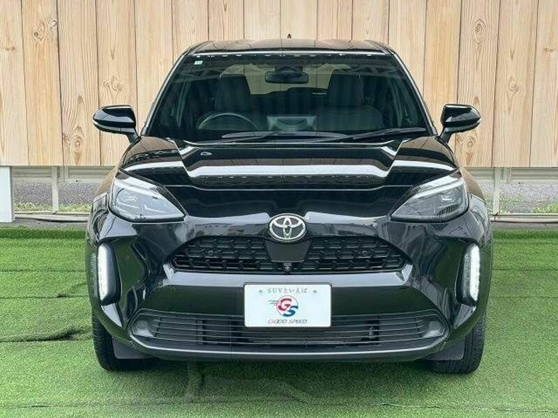 YARIS CROSS