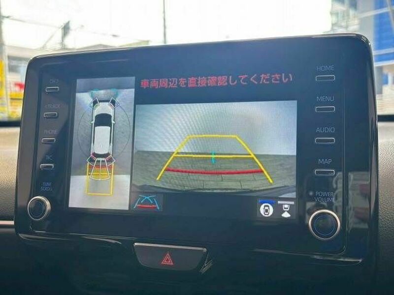 YARIS CROSS
