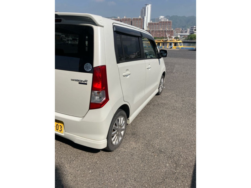 WAGON R-8