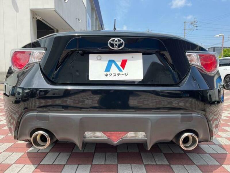 86