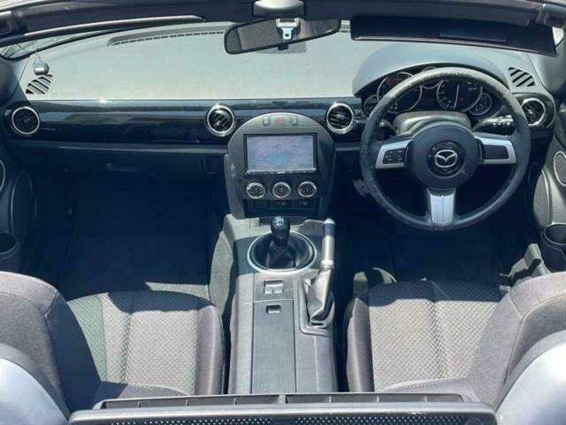 ROADSTER