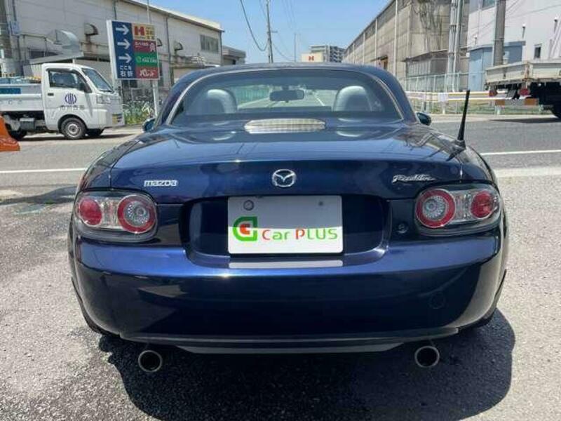 ROADSTER