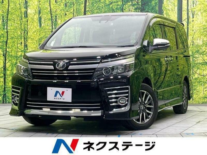 TOYOTA　VOXY