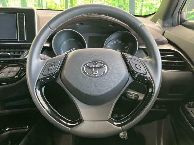 C-HR-10
