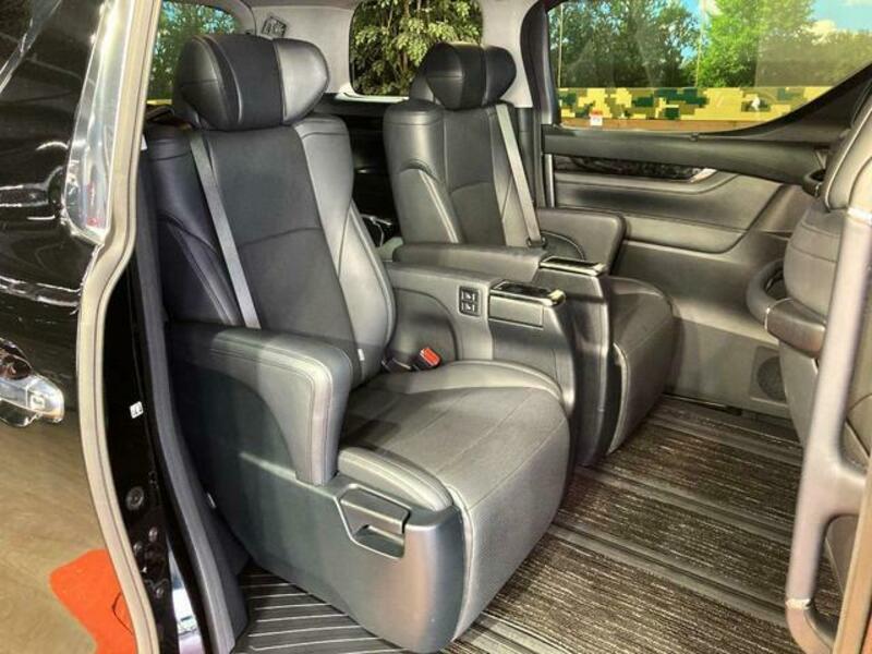 ALPHARD-8