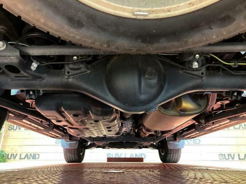 LAND CRUISER PRADO-18