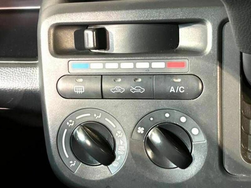 MOCO-4