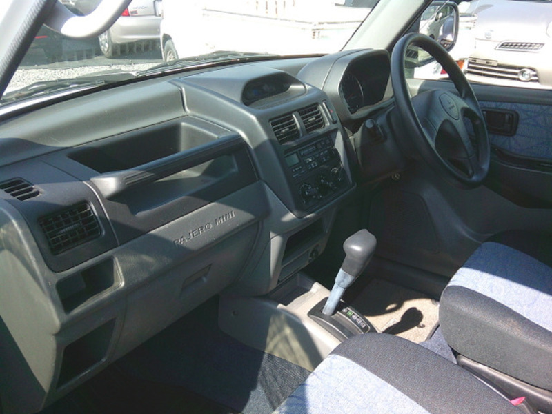 PAJERO MINI
