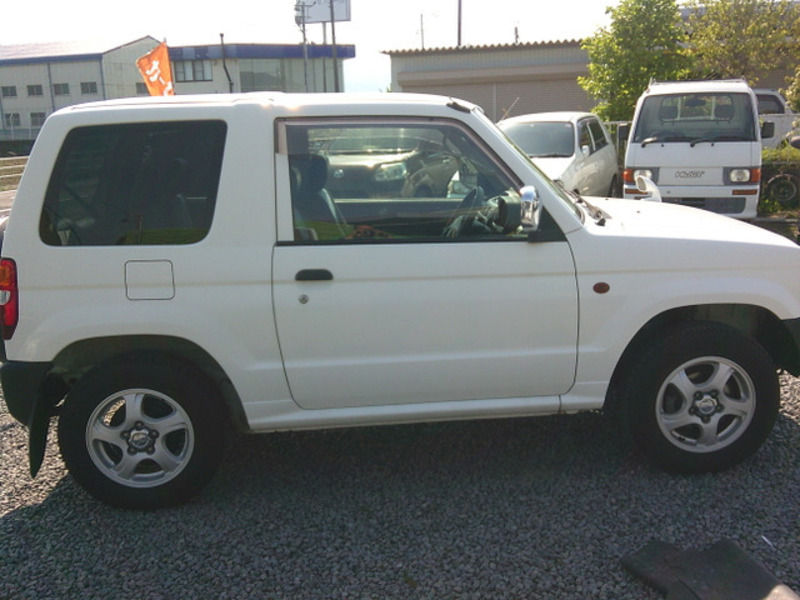 PAJERO MINI