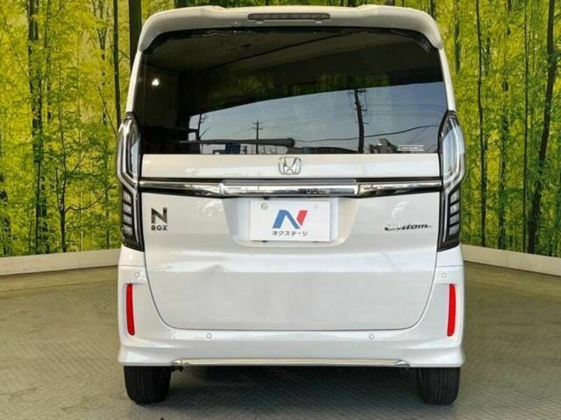 N BOX CUSTOM-14