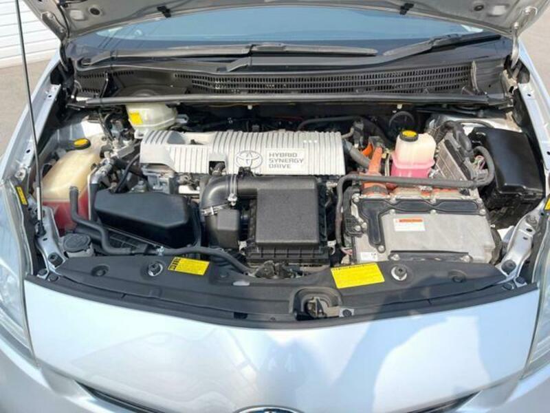 PRIUS-18