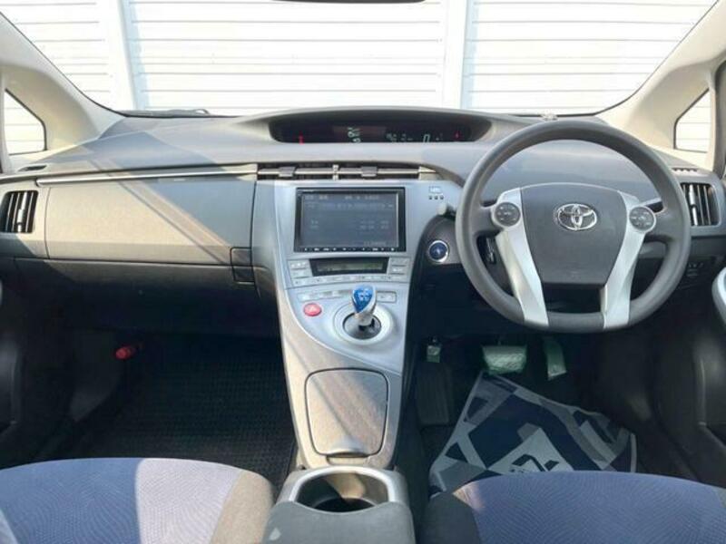 PRIUS-1