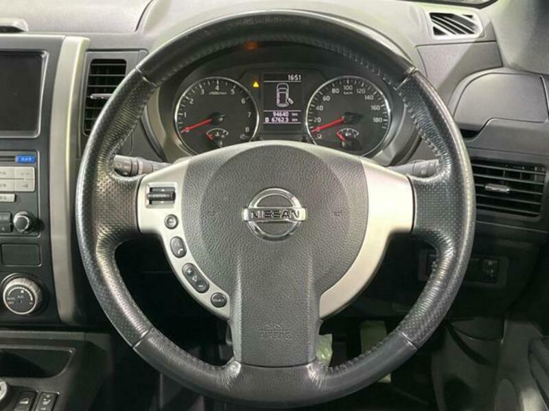 X-TRAIL-11