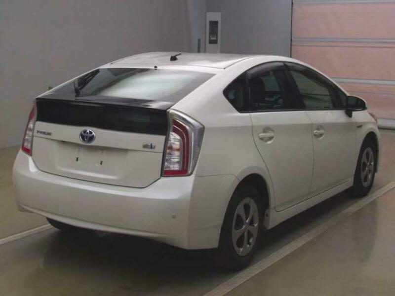 PRIUS-5