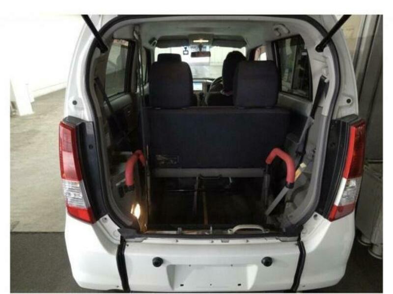 WAGON R-3