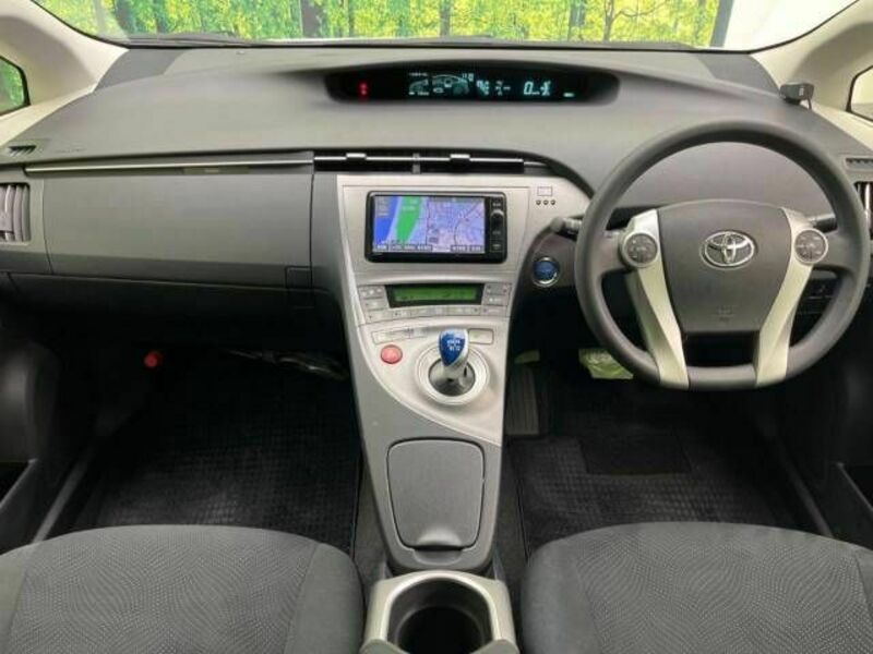 PRIUS-1