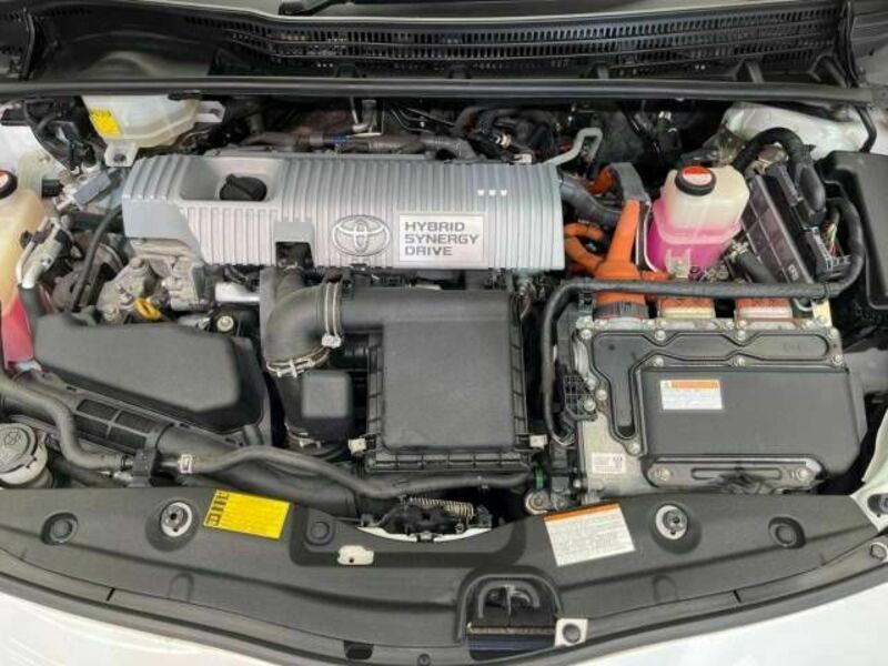 PRIUS-17