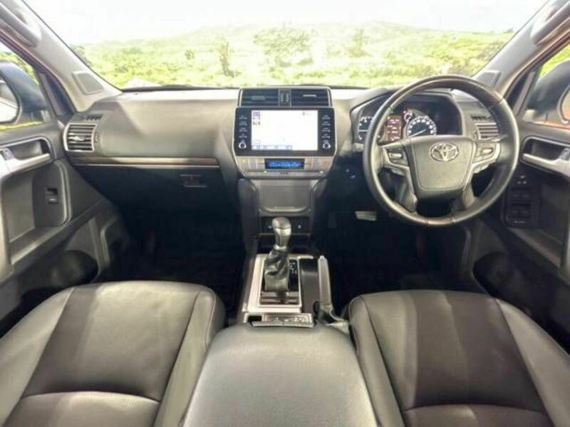 LAND CRUISER PRADO-1