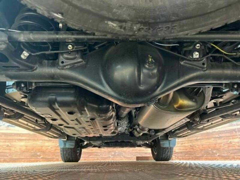LAND CRUISER PRADO-18