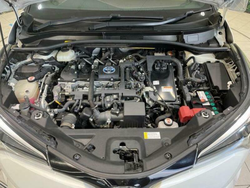 C-HR-17