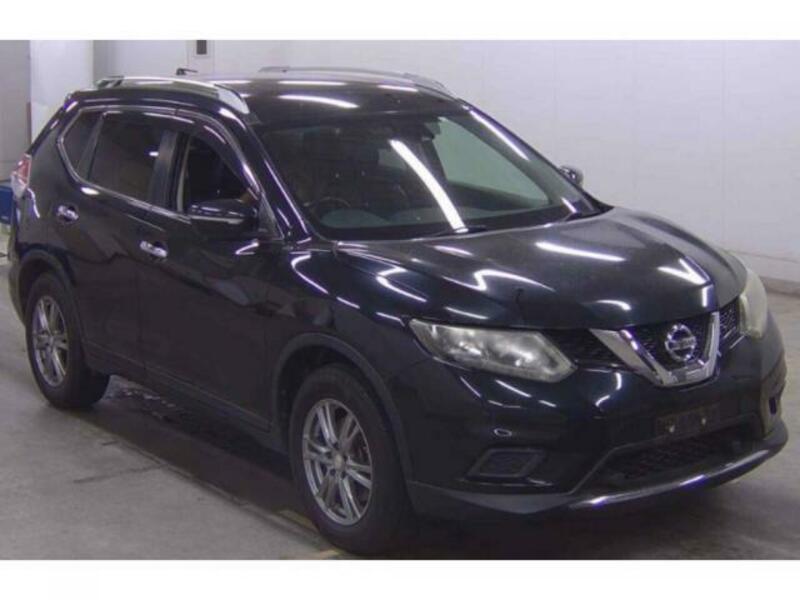 X-TRAIL