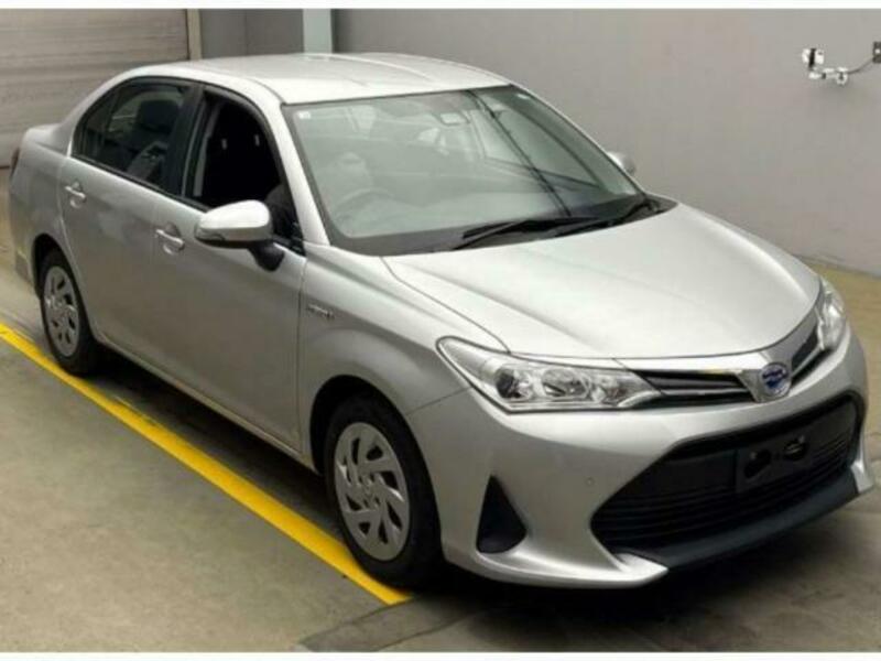 COROLLA AXIO-3