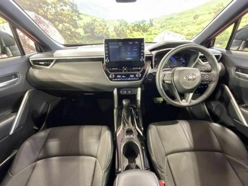 COROLLA CROSS-1