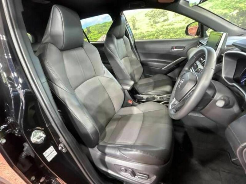 COROLLA CROSS-7