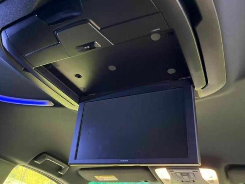 VELLFIRE-3
