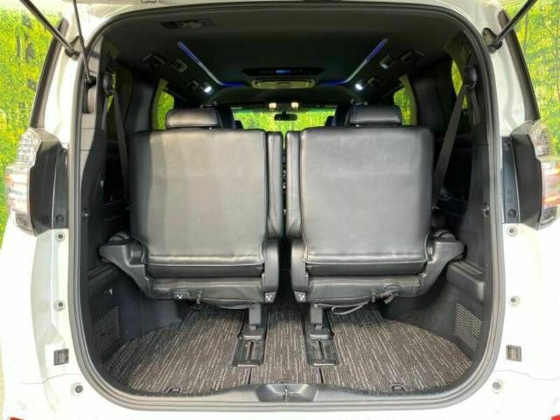 VELLFIRE-10