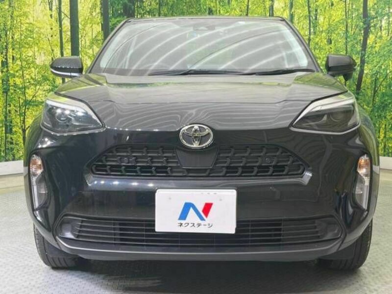 YARIS CROSS