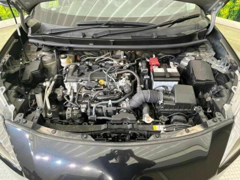 YARIS CROSS