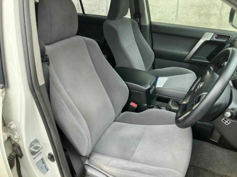 LAND CRUISER PRADO-3